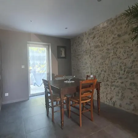 Aux Portes Du Marais *